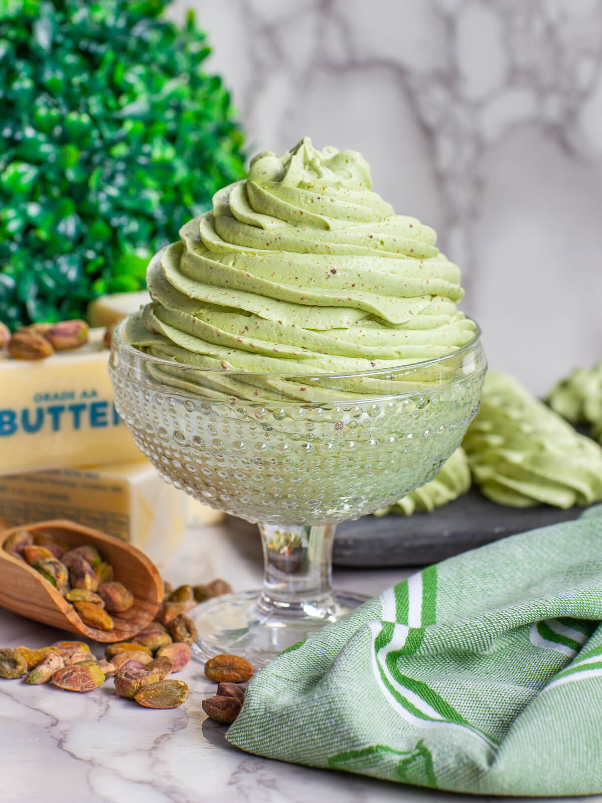 Pistachio Buttercream Filling