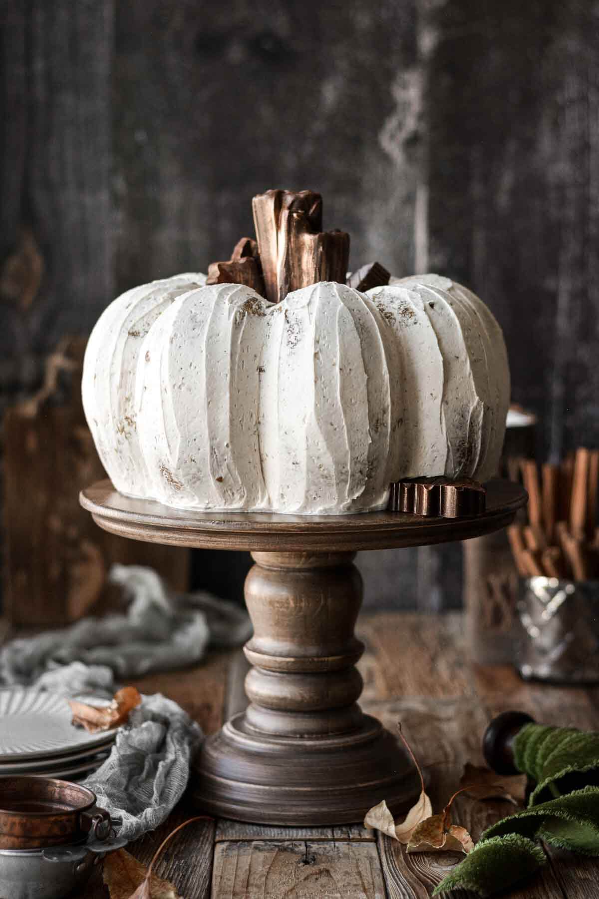 Pumpkin Fig Bundt Cake