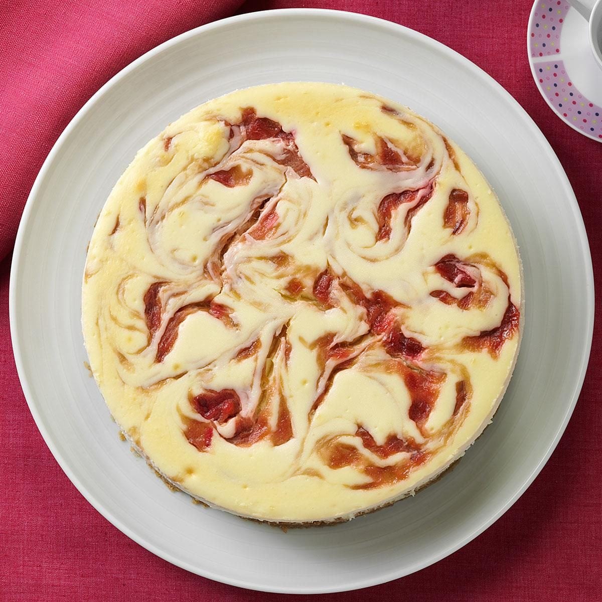 Rhubarb Cheesecake Swirl