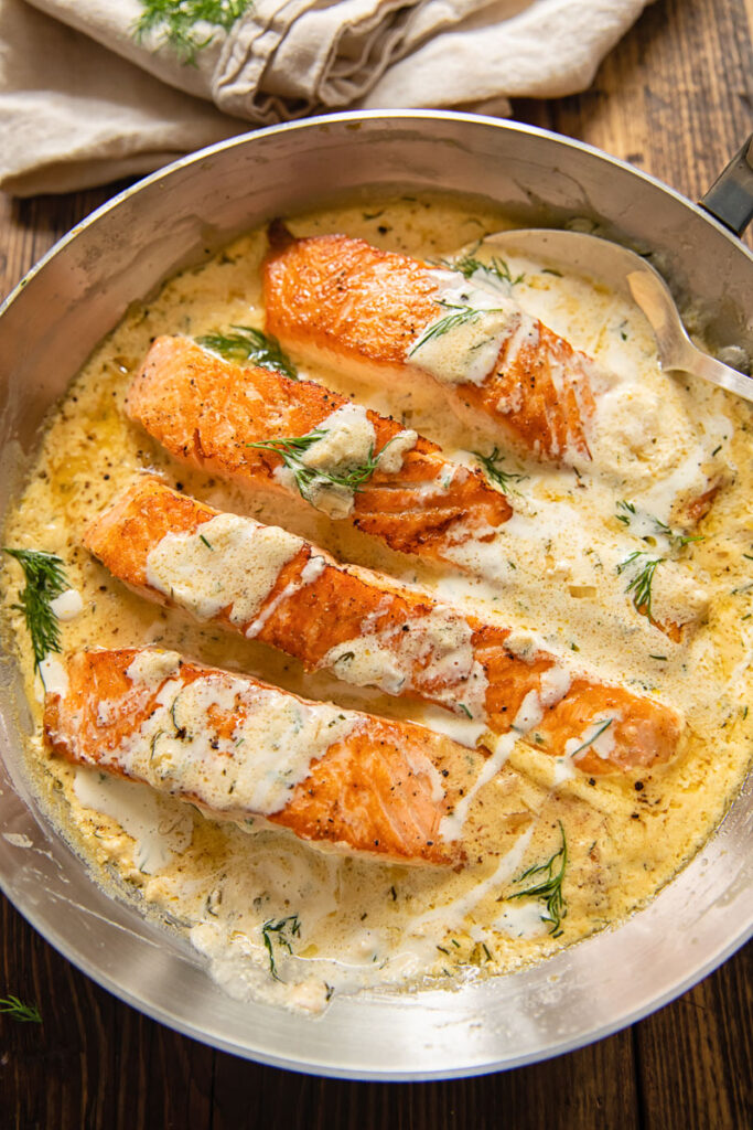 Creamy Dill Salmon Fillets
