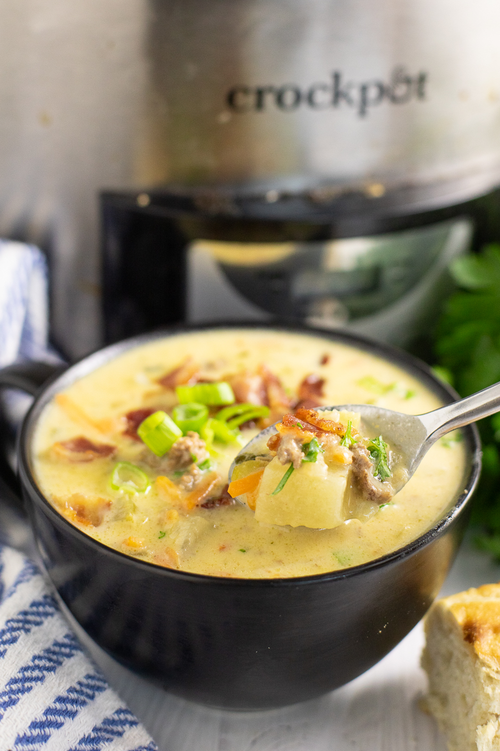 Cheeseburger Soup with Potatoes