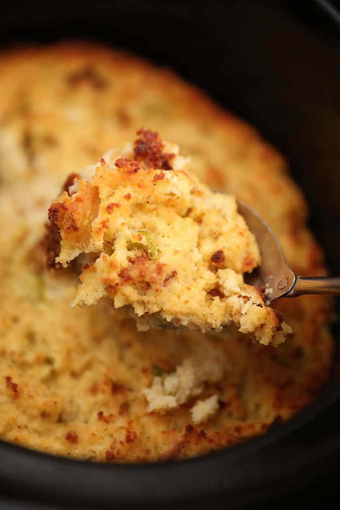 Slow Cooker Cornbread Dressing
