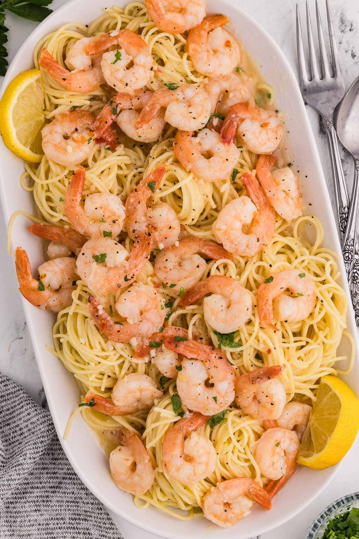 Lemon Garlic Shrimp Linguine
