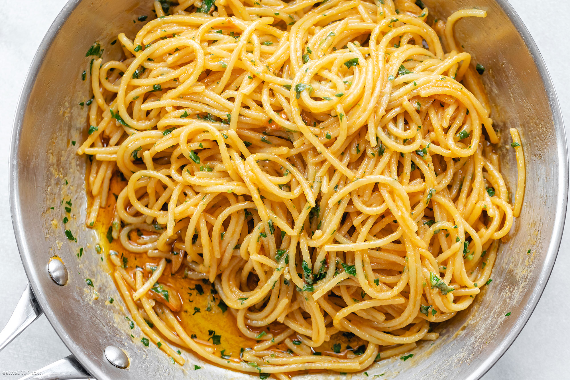 Garlic Butter and Parmesan Pasta