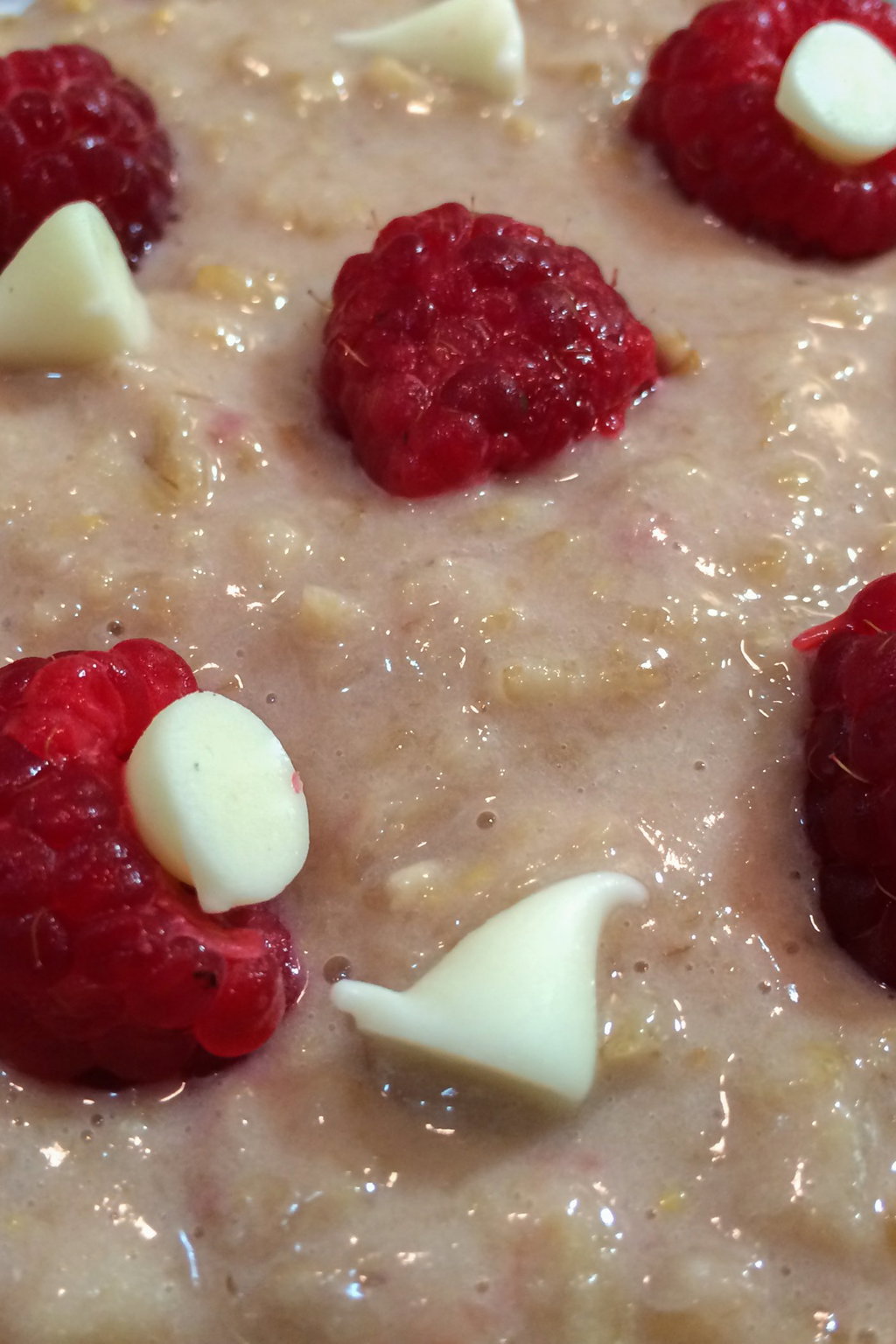 Raspberry White Chocolate Oatmeal
