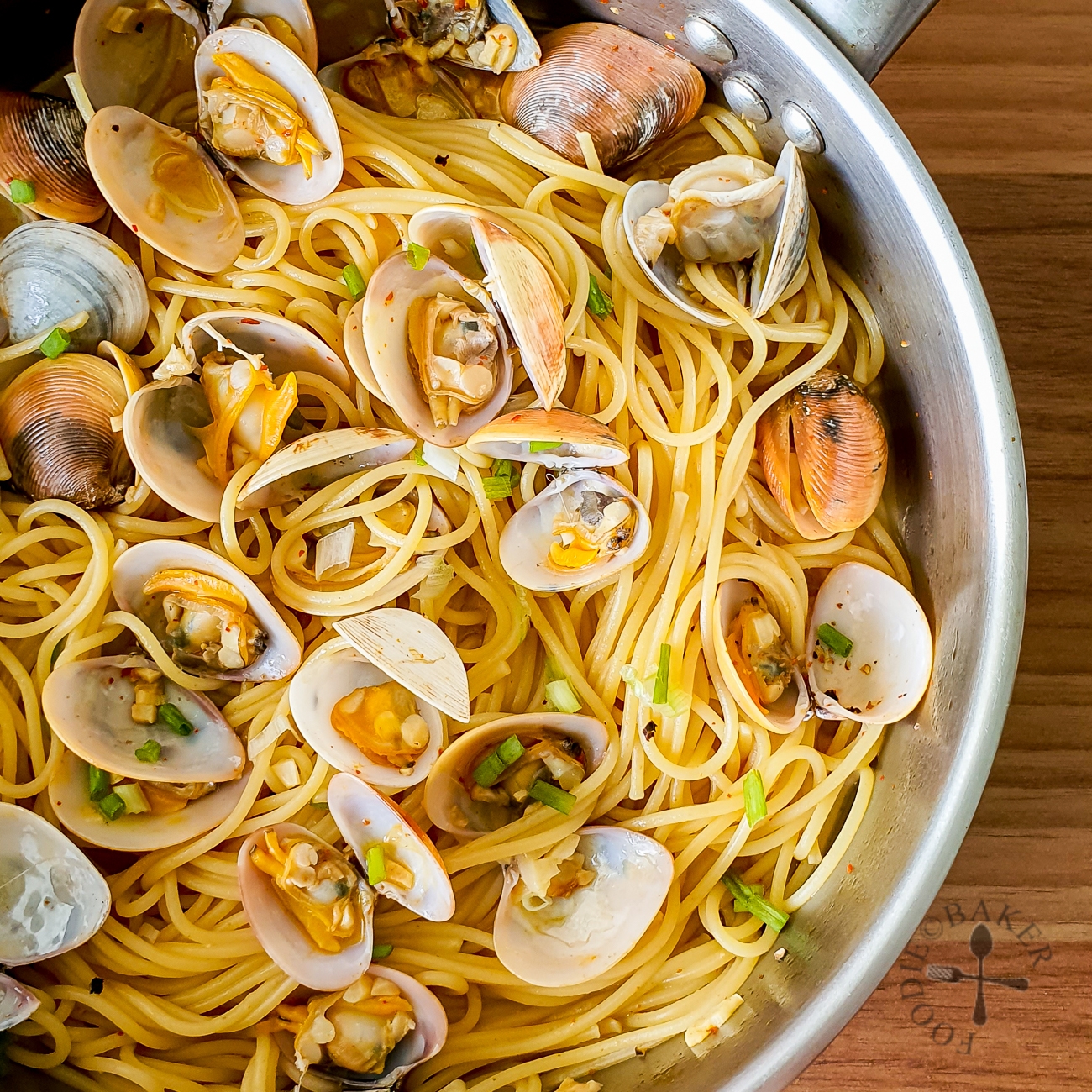Garlic Butter Clam Pasta