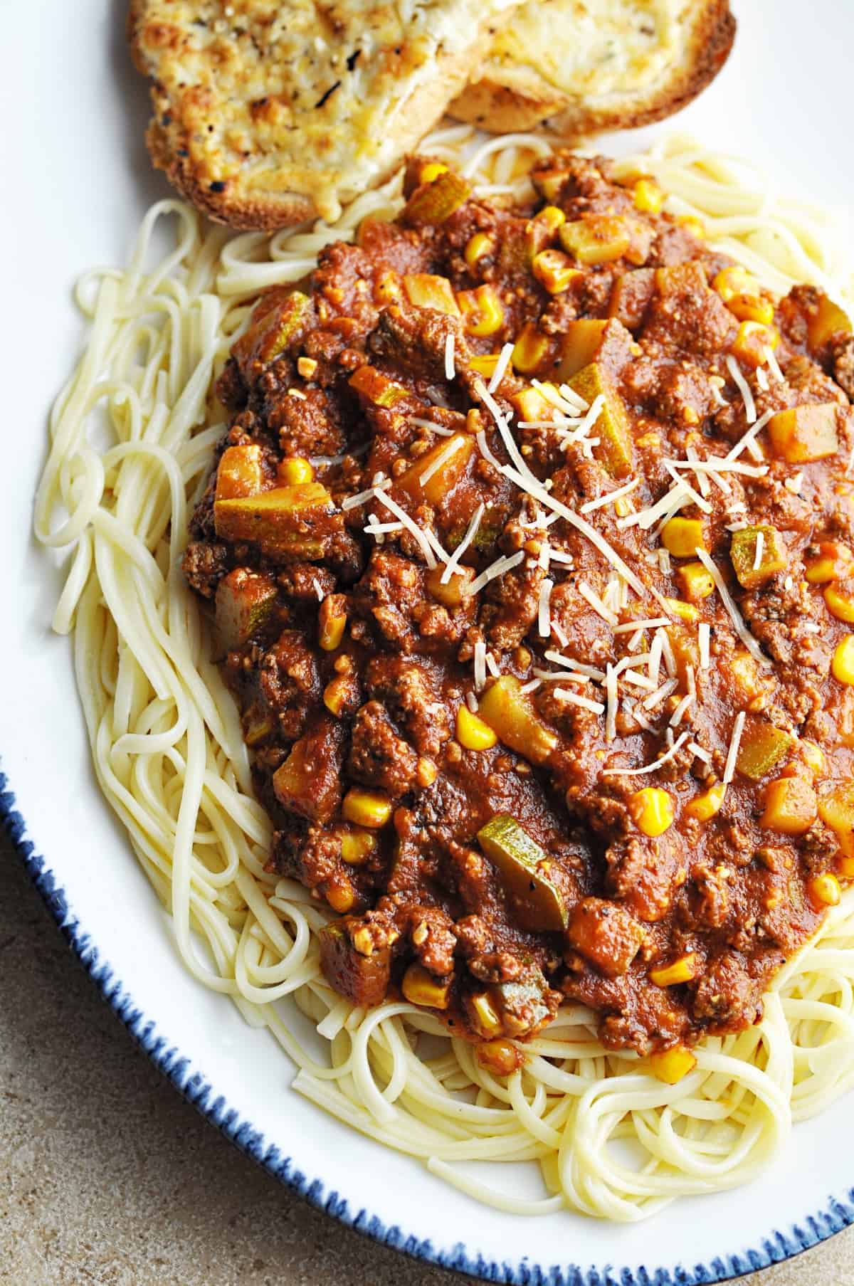 Spaghetti with Meat Sauce and Zucchini
