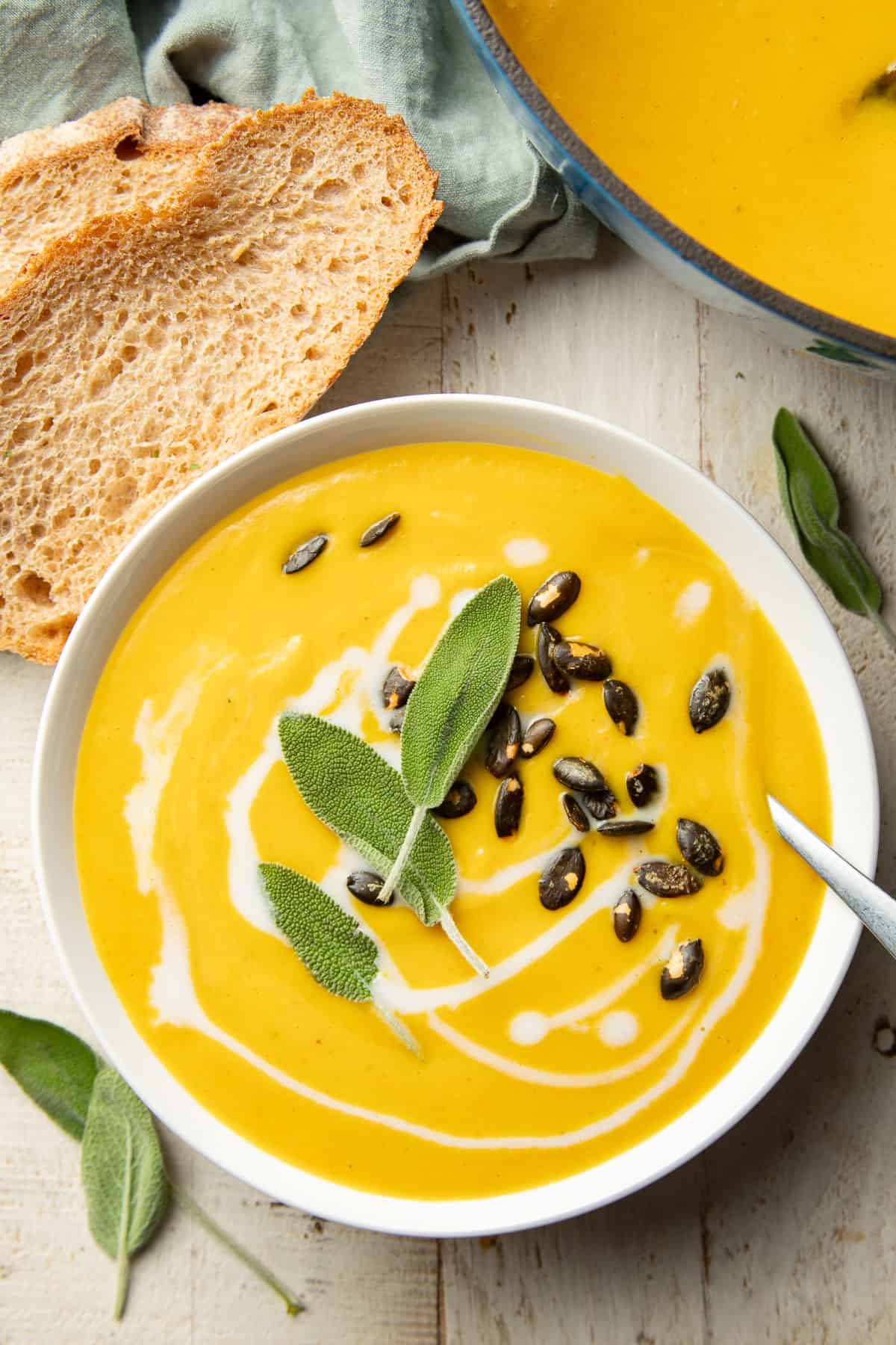 Creamy Acorn Squash Soup