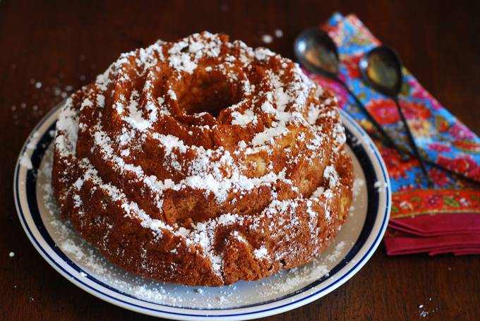 Apple Buttermilk Cake