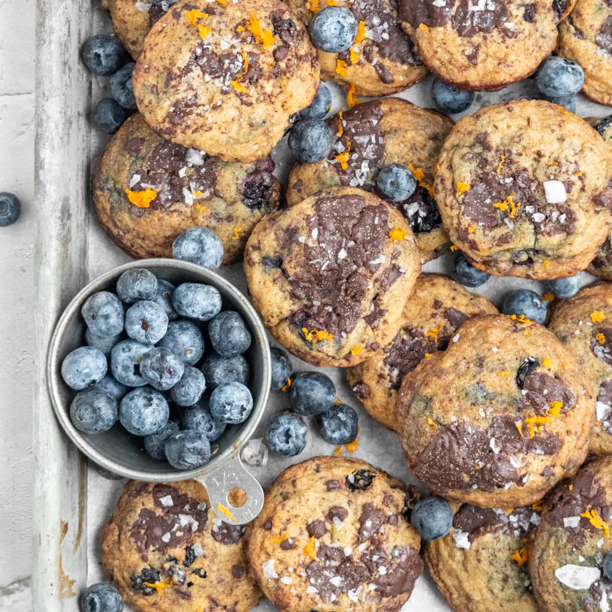 Dark Chocolate Blueberry Cookies