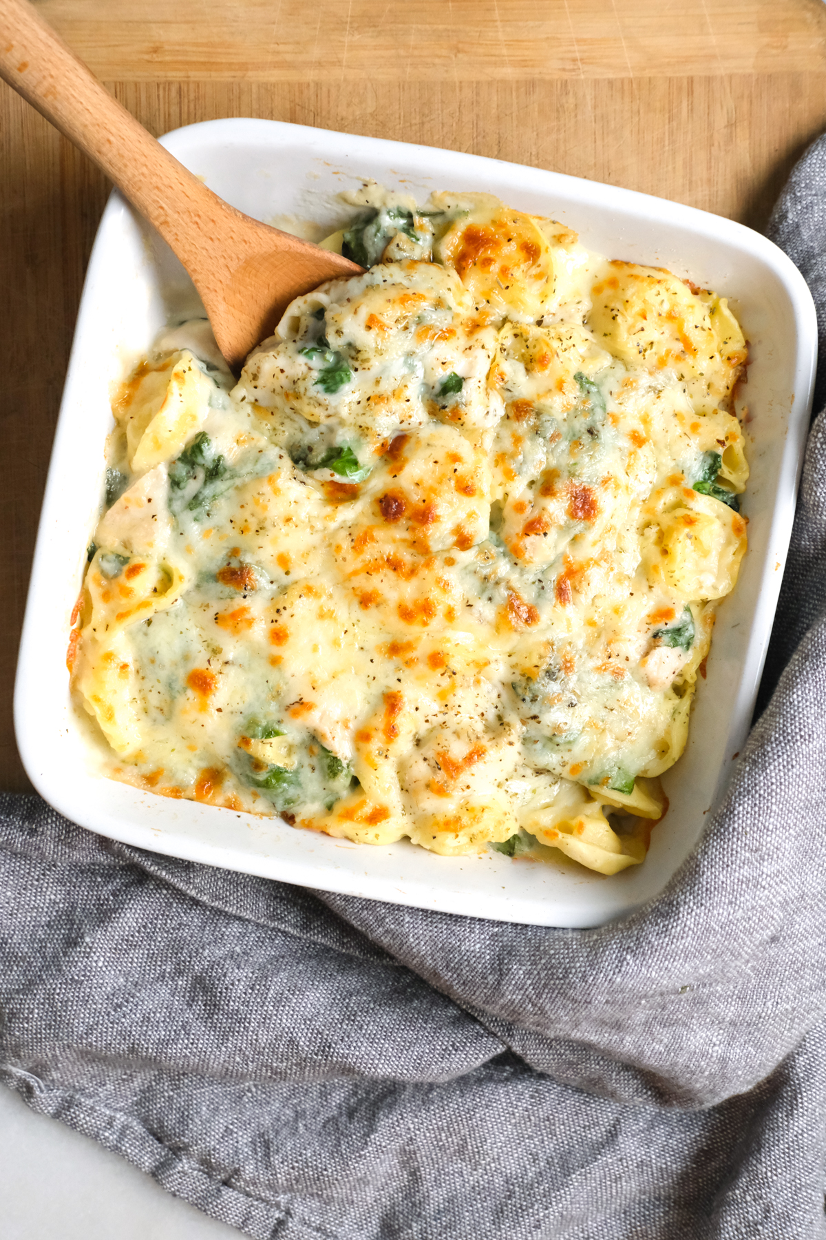 Baked Tortellini in Cheese Sauce