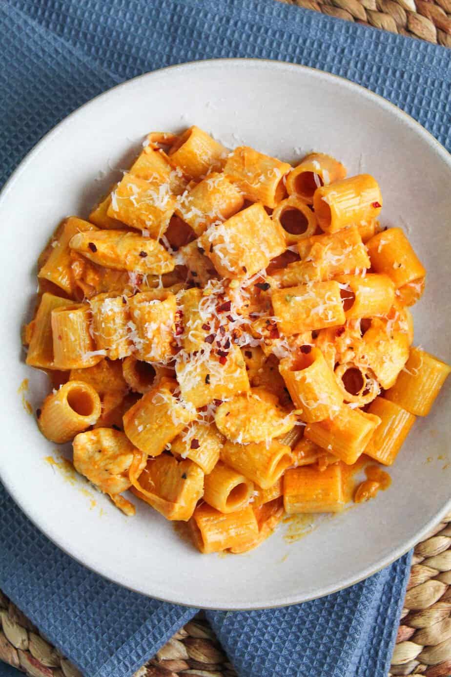 Vodka Sauce Chicken Rigatoni