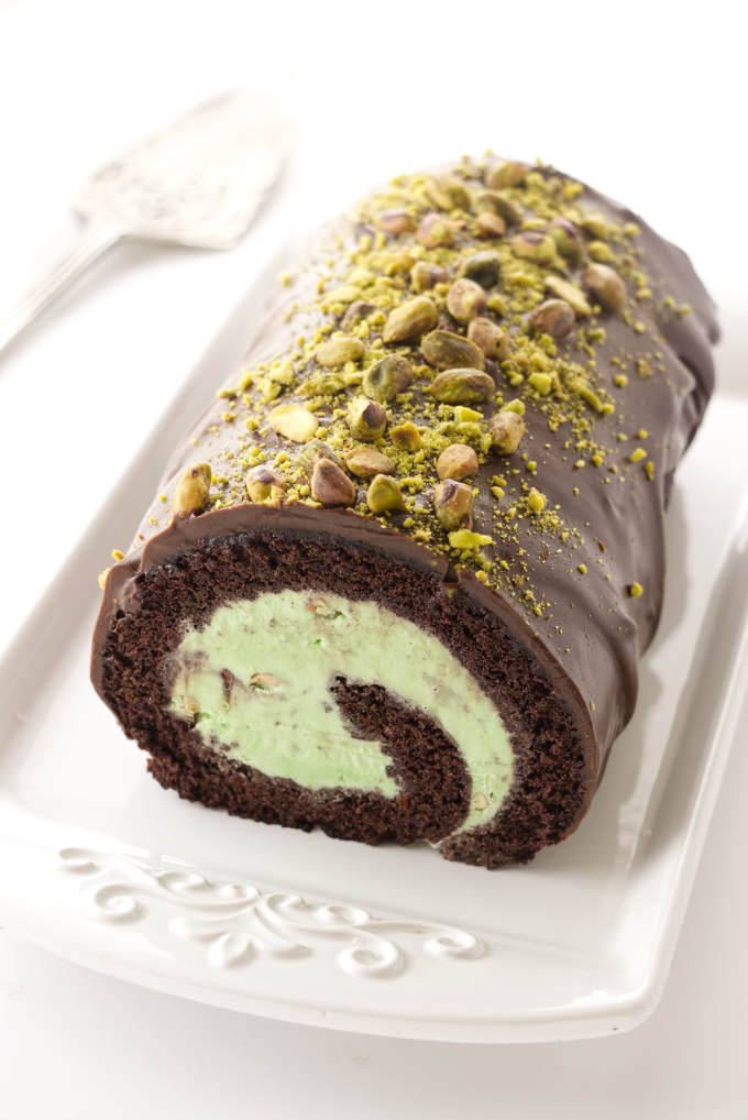 Pistachio Cream Roll
