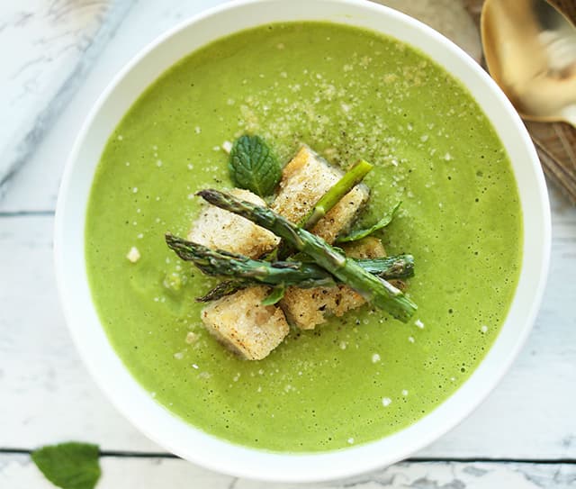 Asparagus and Green Pea Soup