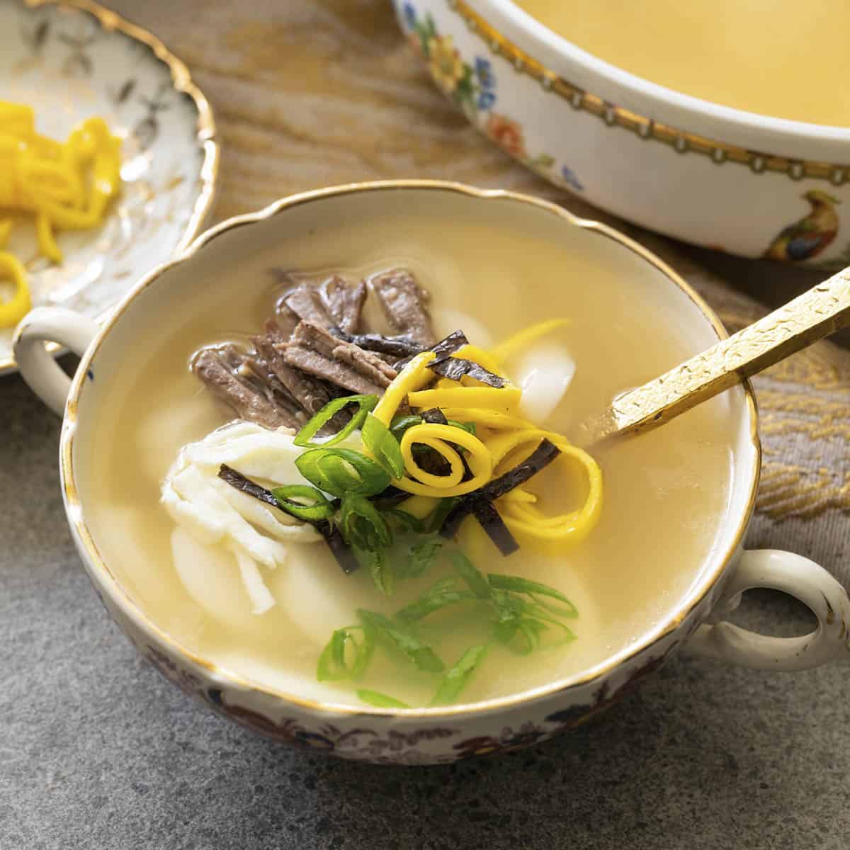 Toro-guk (Sesame Soup)