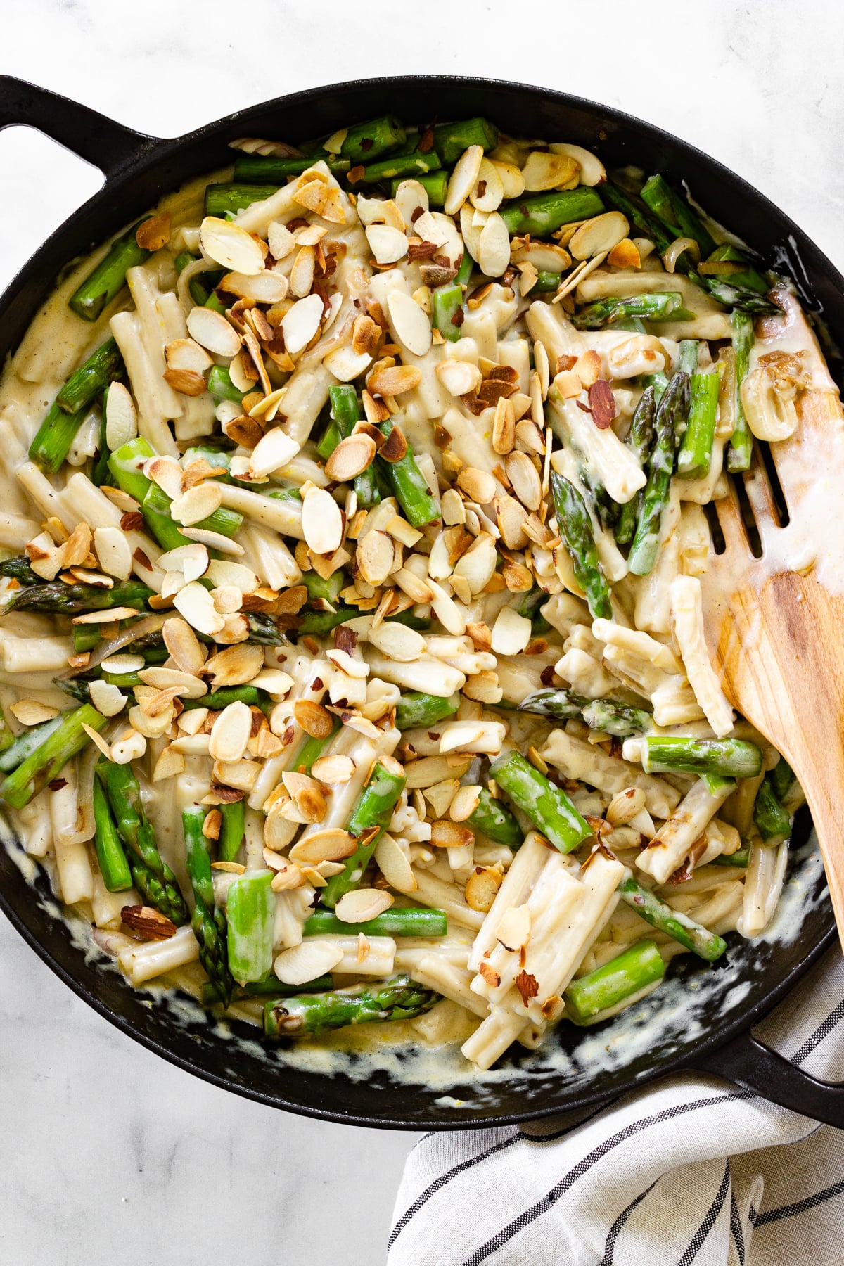 Asparagus Almond Pasta