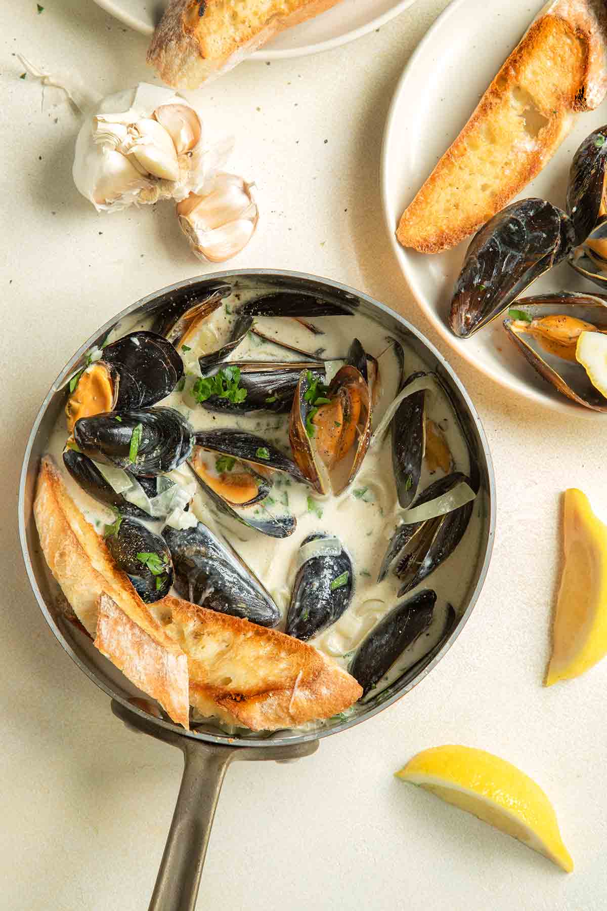 Creamy Mussel Soup with Wine