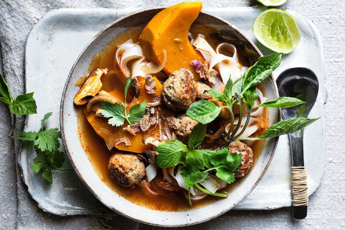 Lemongrass Pork Meatball Soup