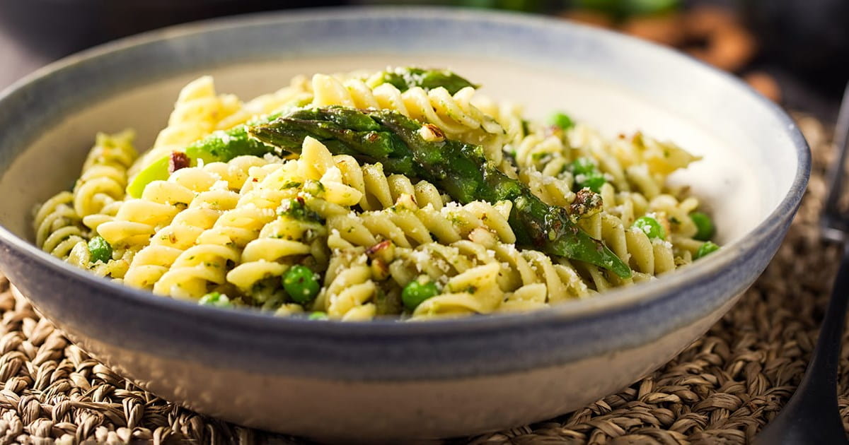 Asparagus Almonds Fusilli