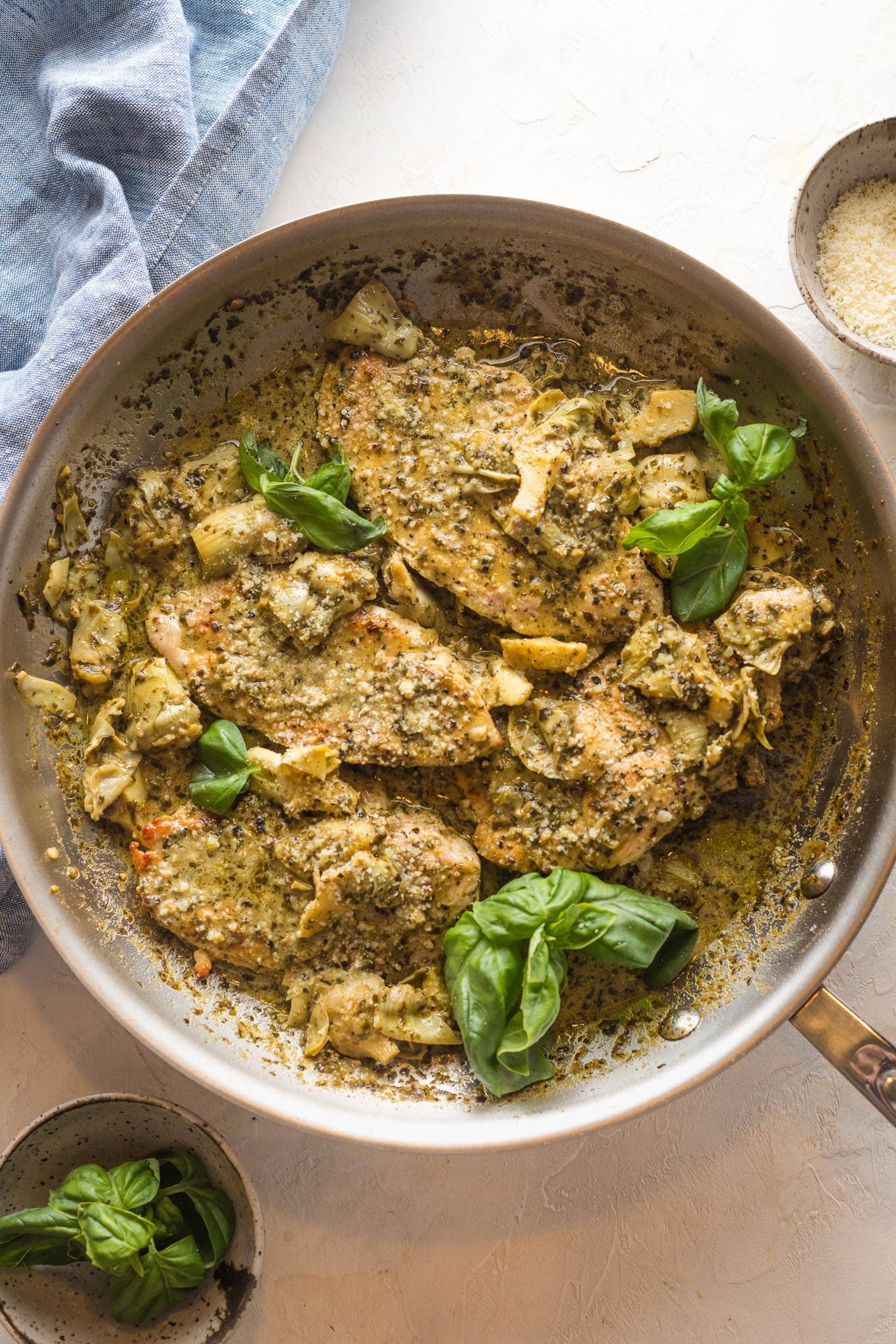 Pesto Chicken with Artichoke Hearts
