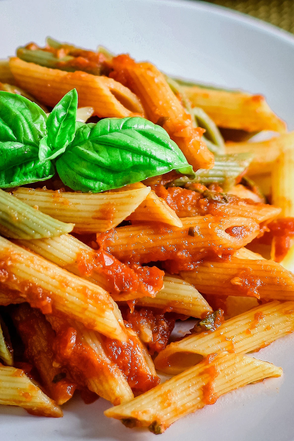 Roasted Garlic Basil Spread Pasta