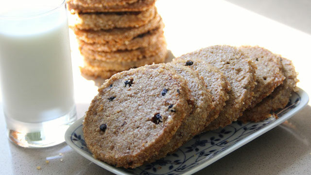 Blueberry Rye Flour Cookies