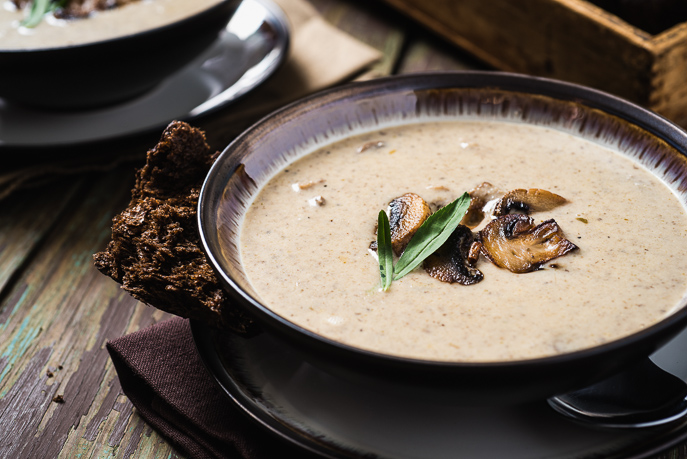 Slow Cooker Mushroom Soup