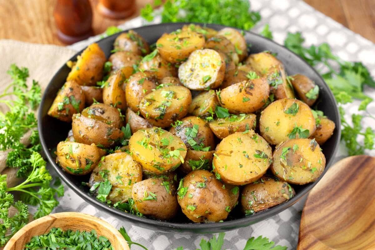 Roasted Garlic and Thyme Potato Medley