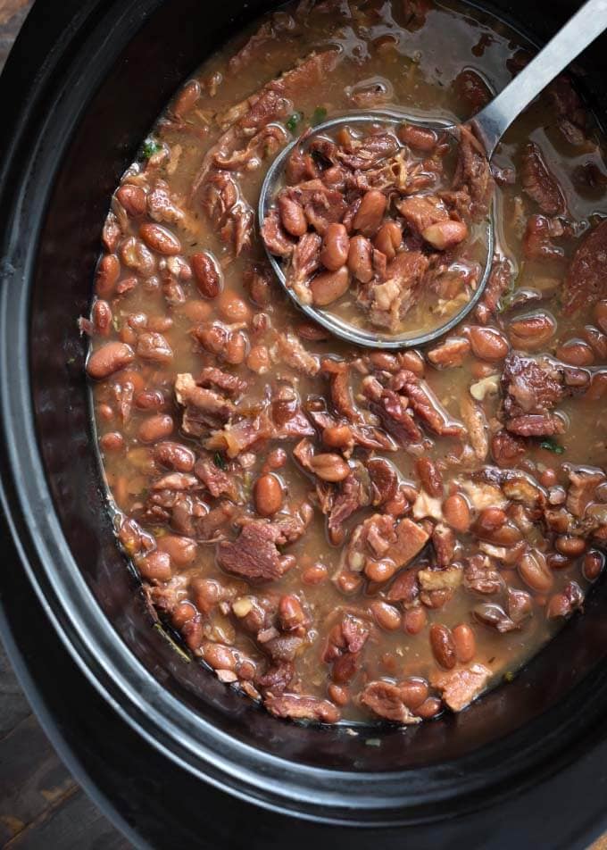 Slow Cooker Pinto Bean Soup