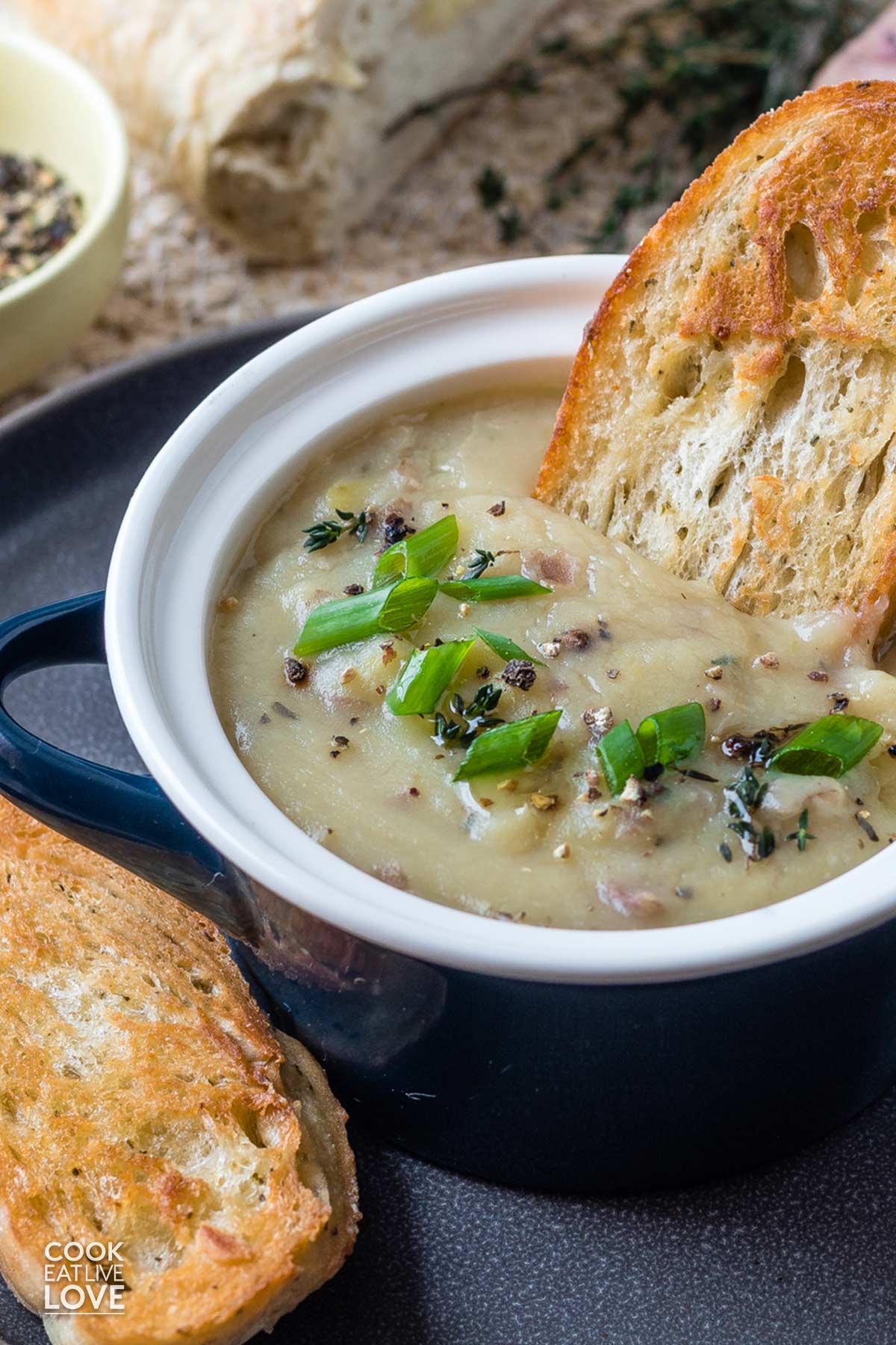 Vegan Potato Leek Soup
