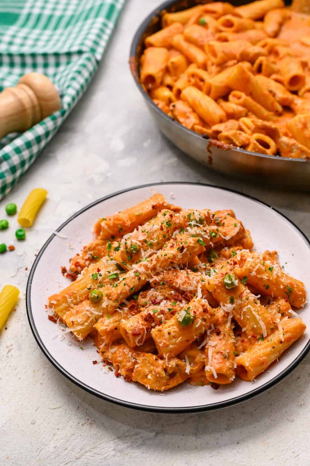 Charred Tomato Chicken Rigatoni