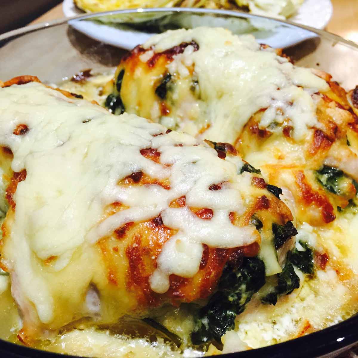 Spinach Chicken Stuffed Mushrooms