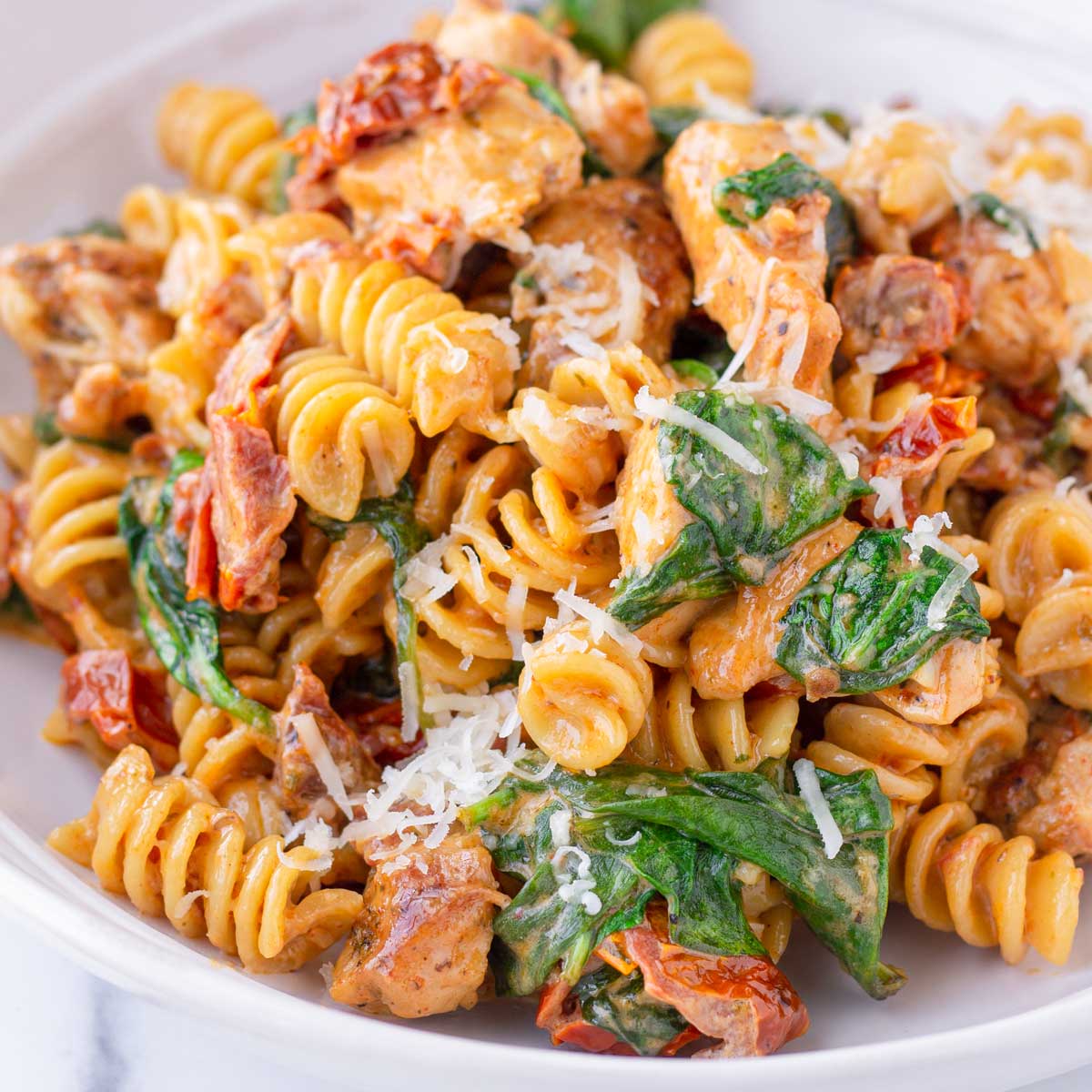 Tuscan Chicken Fusilli