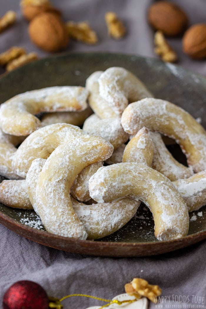 Vanilla Walnut Sugar Cookies